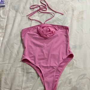 Elegant Pink Halter Bodysuit with halter top